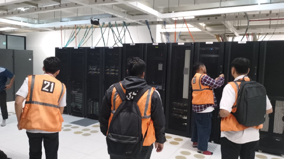 Cras accumsan nulla nec lacus ultricies placerat.